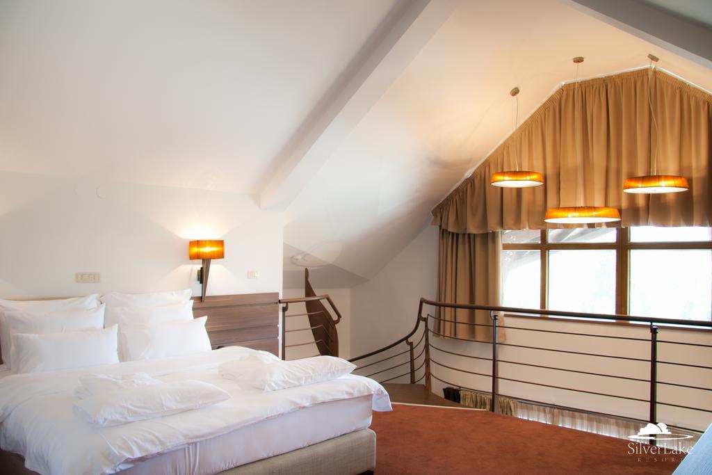 Hotel Danubia Park Veliko Gradiste Bilik gambar